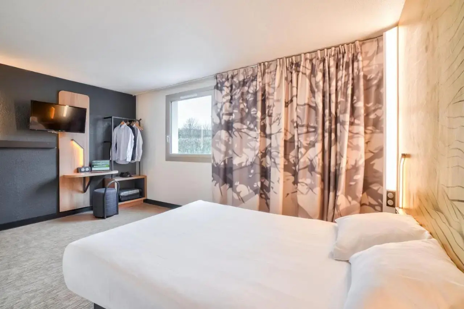 B&B HOTEL Rosny-sous-Bois Paris Est
