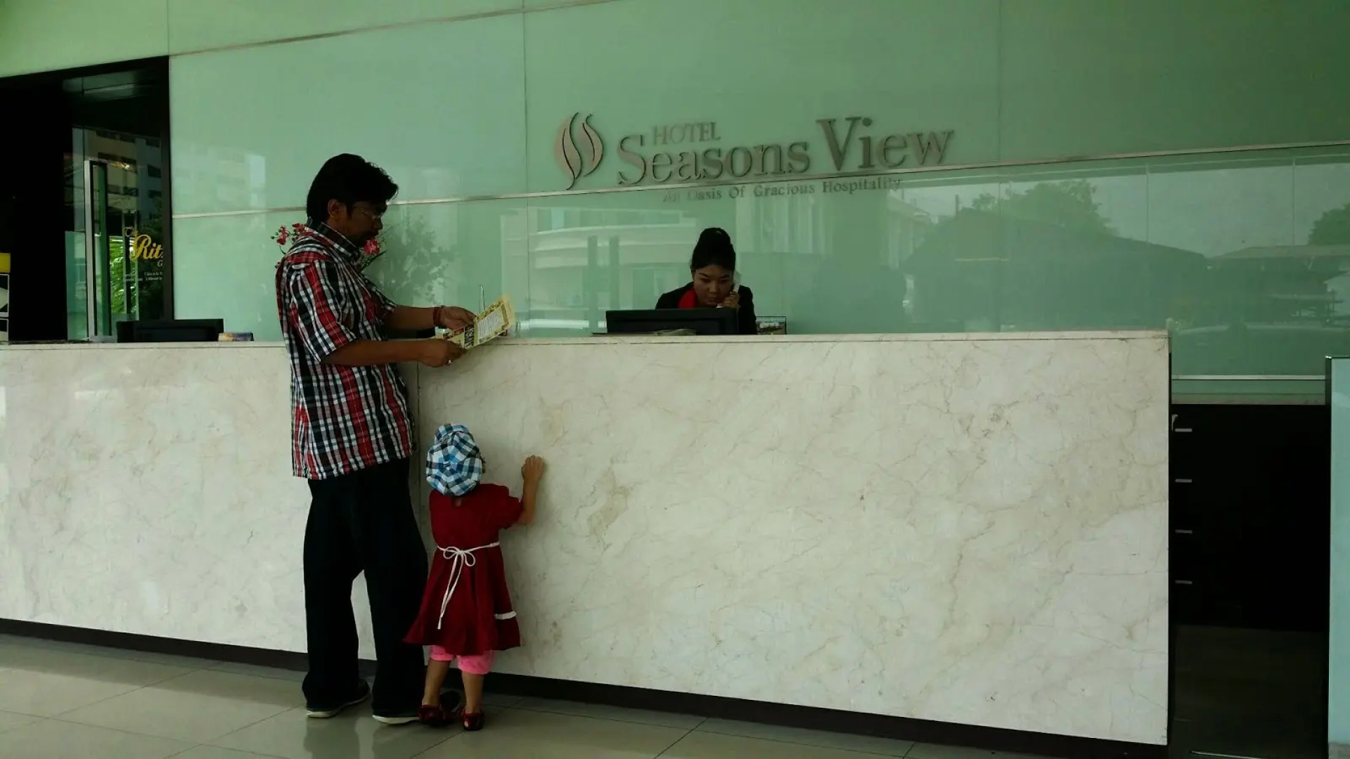 Seasons Boutique Hotel