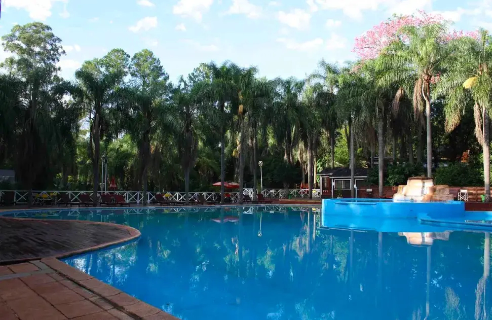 Paraiso Lodge