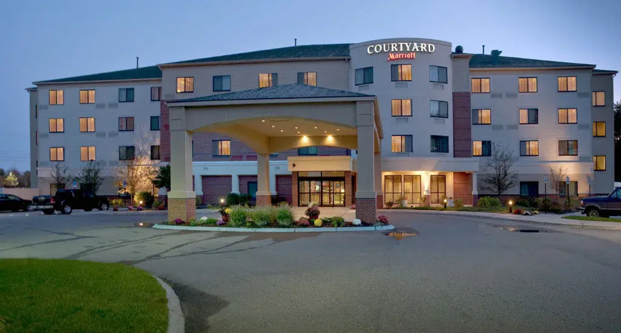 Courtyard by Marriott Portland Airport