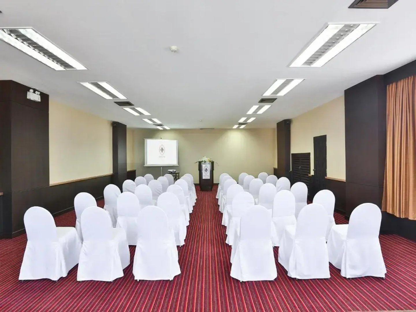 Sunbeam Hotel Pattaya