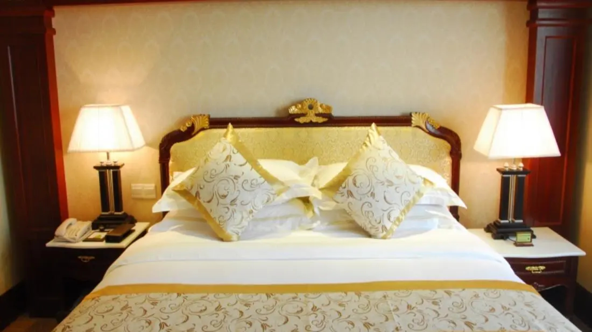 Vienna International Hotel Beihai Beibuwan Square Branch