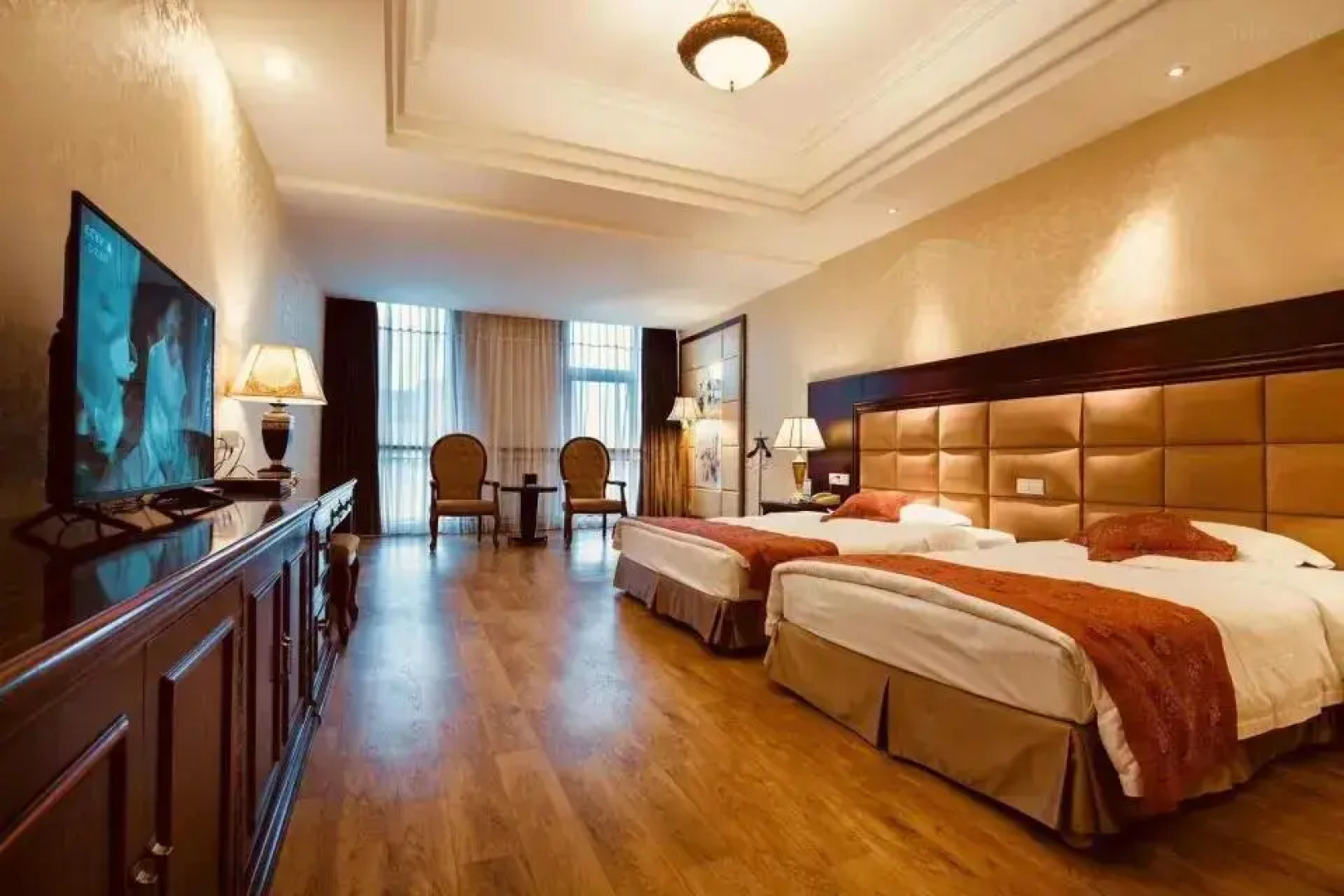 Hot Spring Leisure City International Hotel