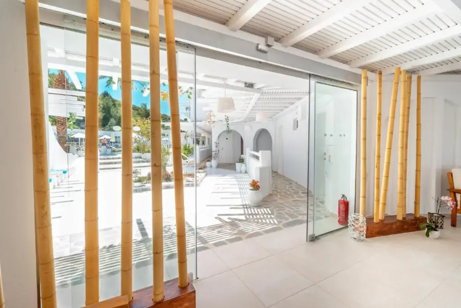 Aloe Hotel