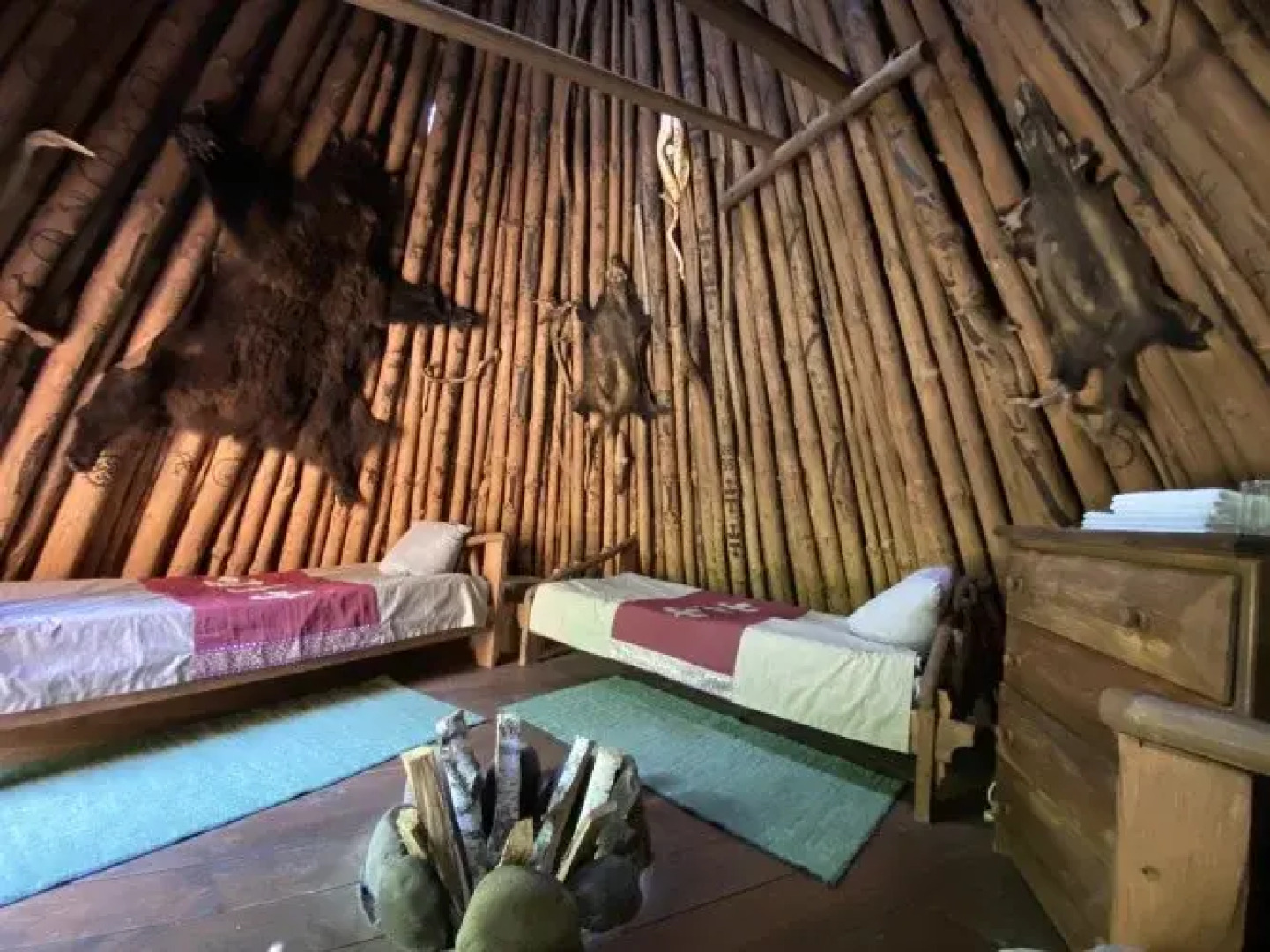 Etnopark Zelyonyij Ostrov Hotel