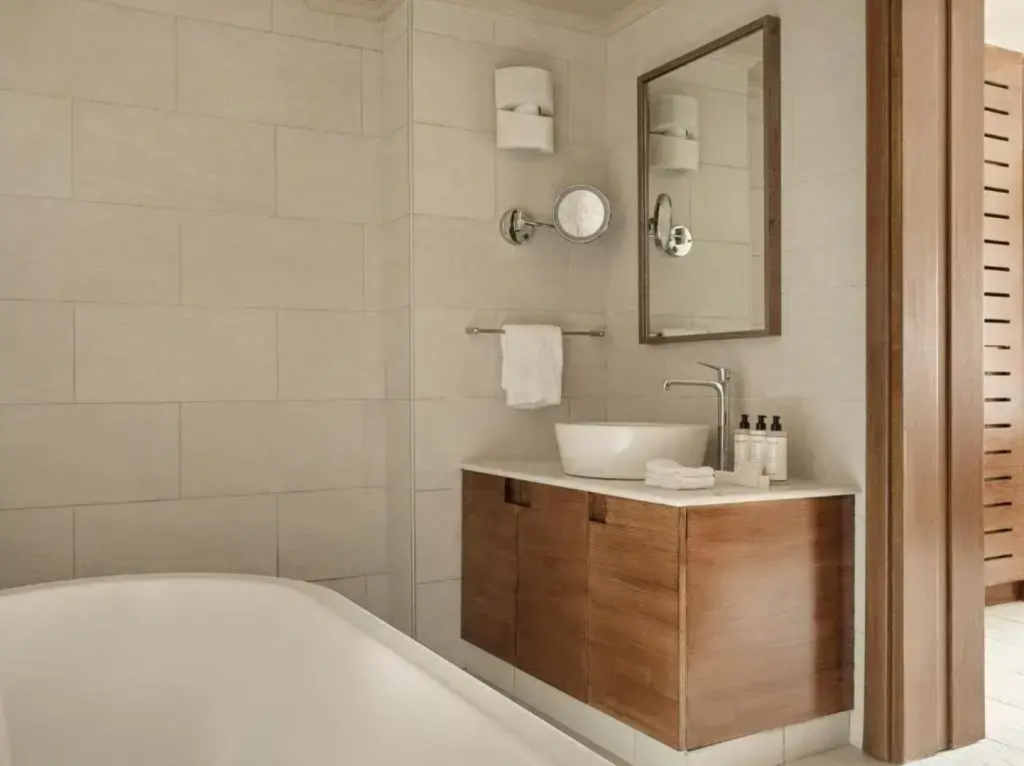 Aulūs Lindos Rhodes, Curio Collection by Hilton
