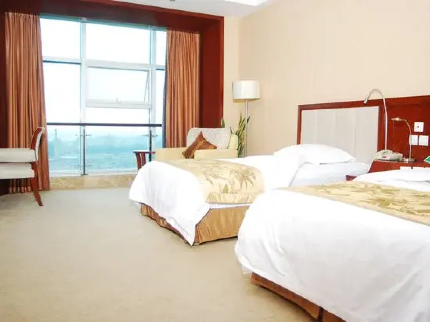 Minjiang Donghu Hotel
