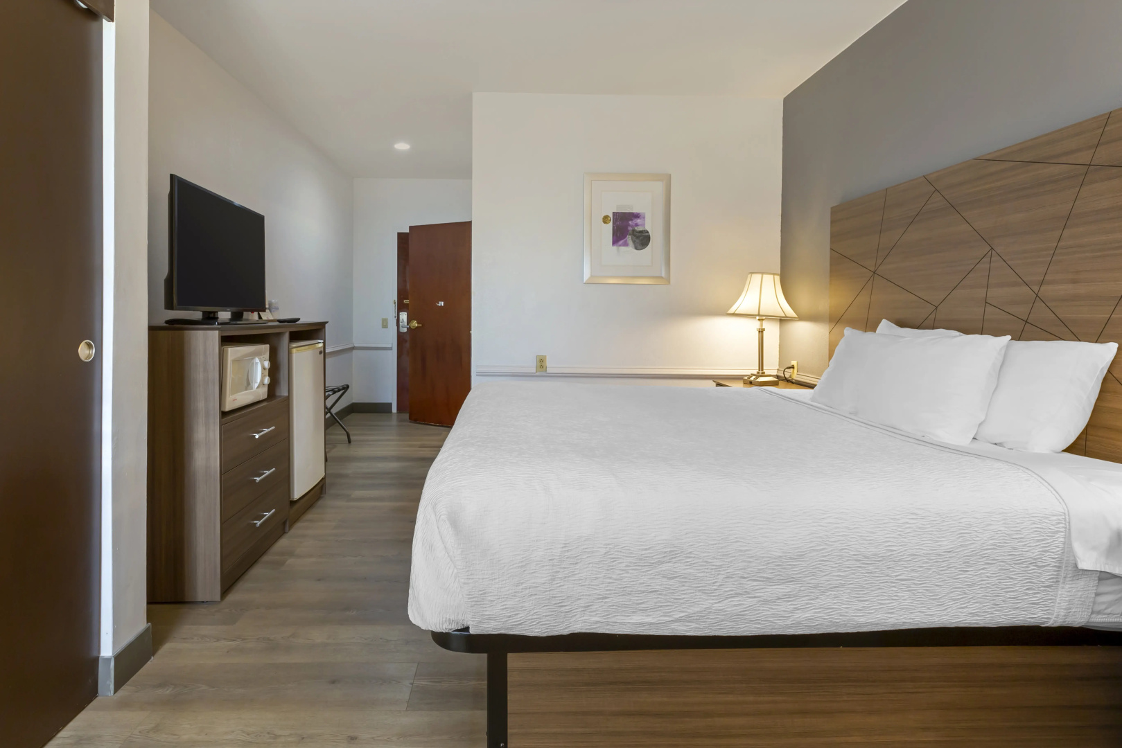Best Western Plus South Hill Inn