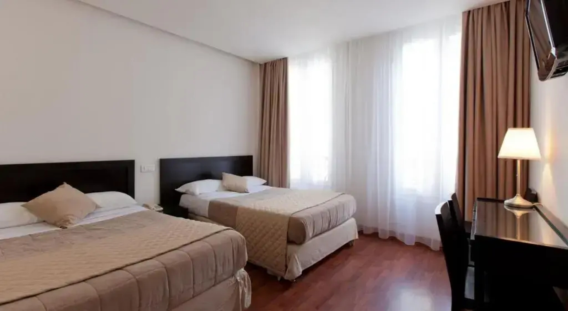 Hotel Cosmotel
