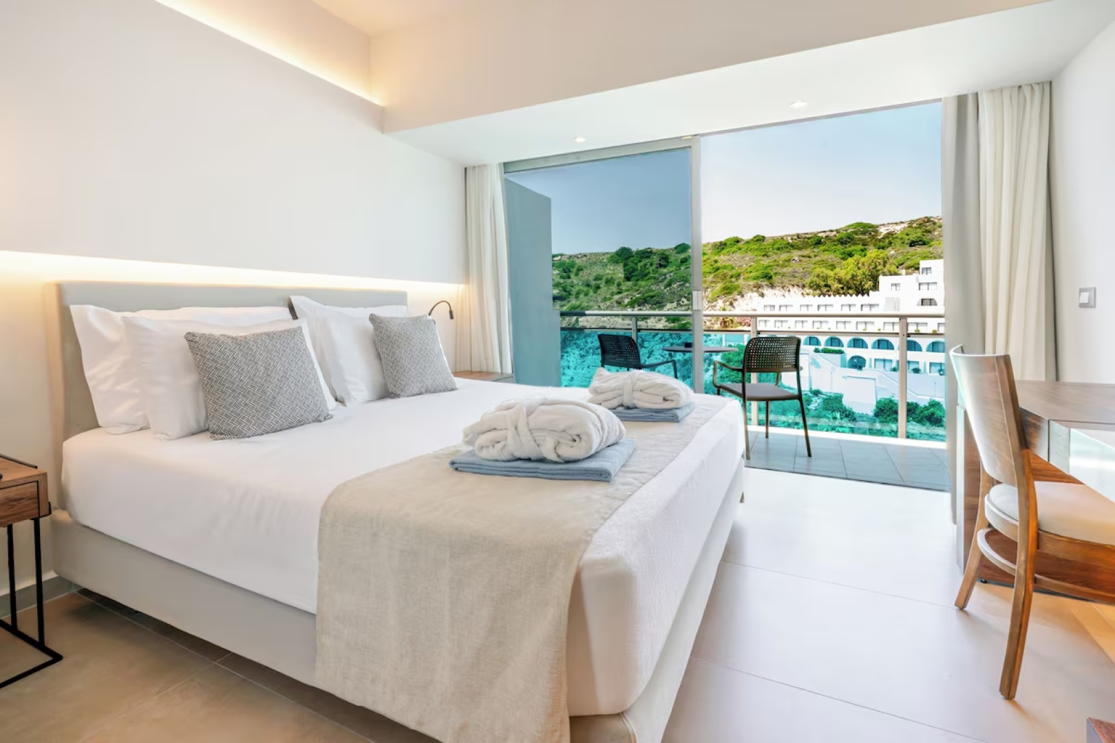 Calypso Beach Hotel
