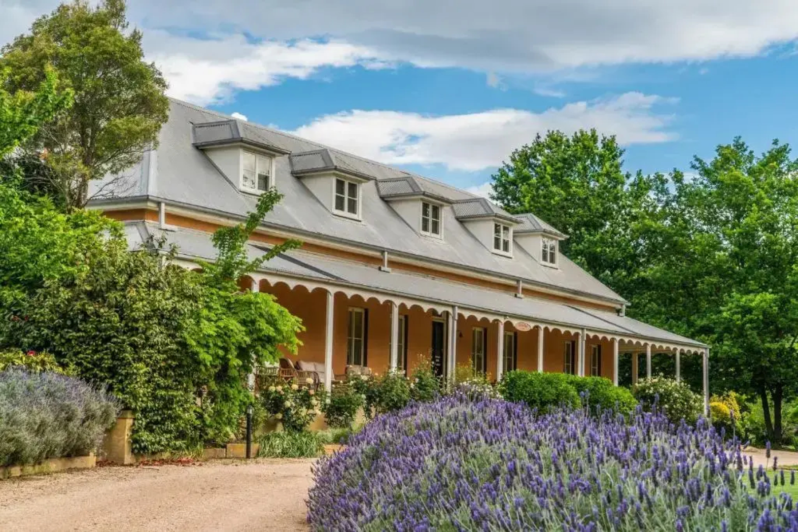 Fitzroy Inn Historic Retreat