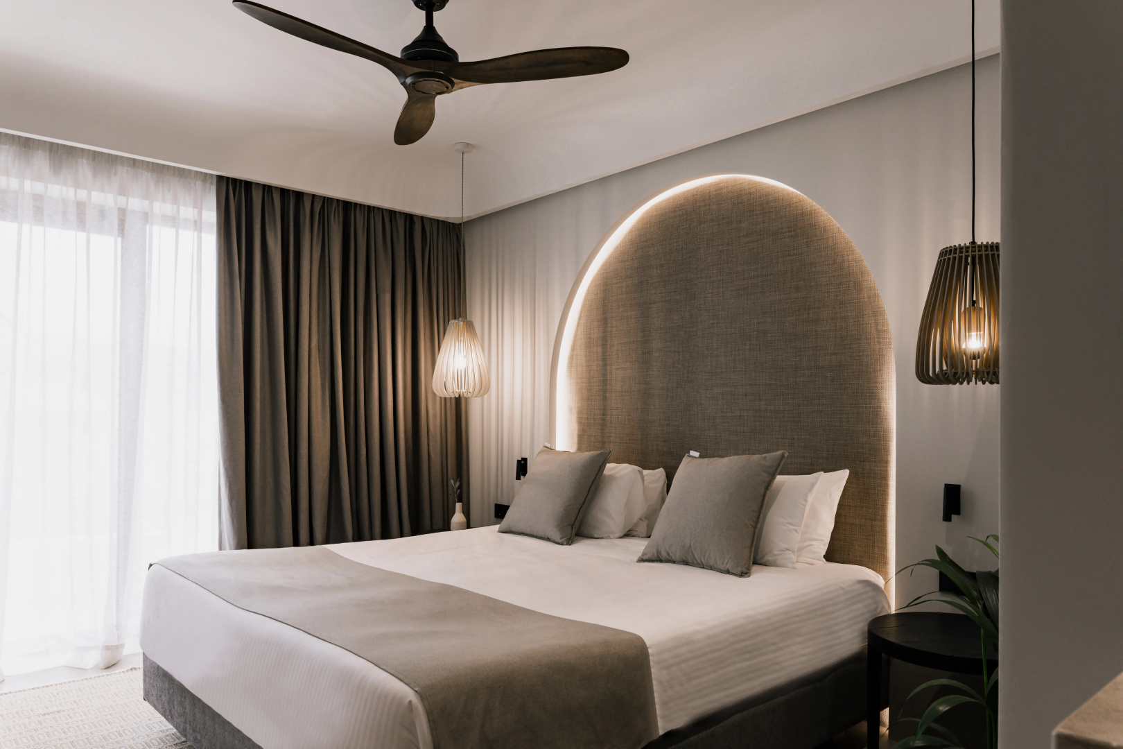 Paralos Venus Suites - Adults Only
