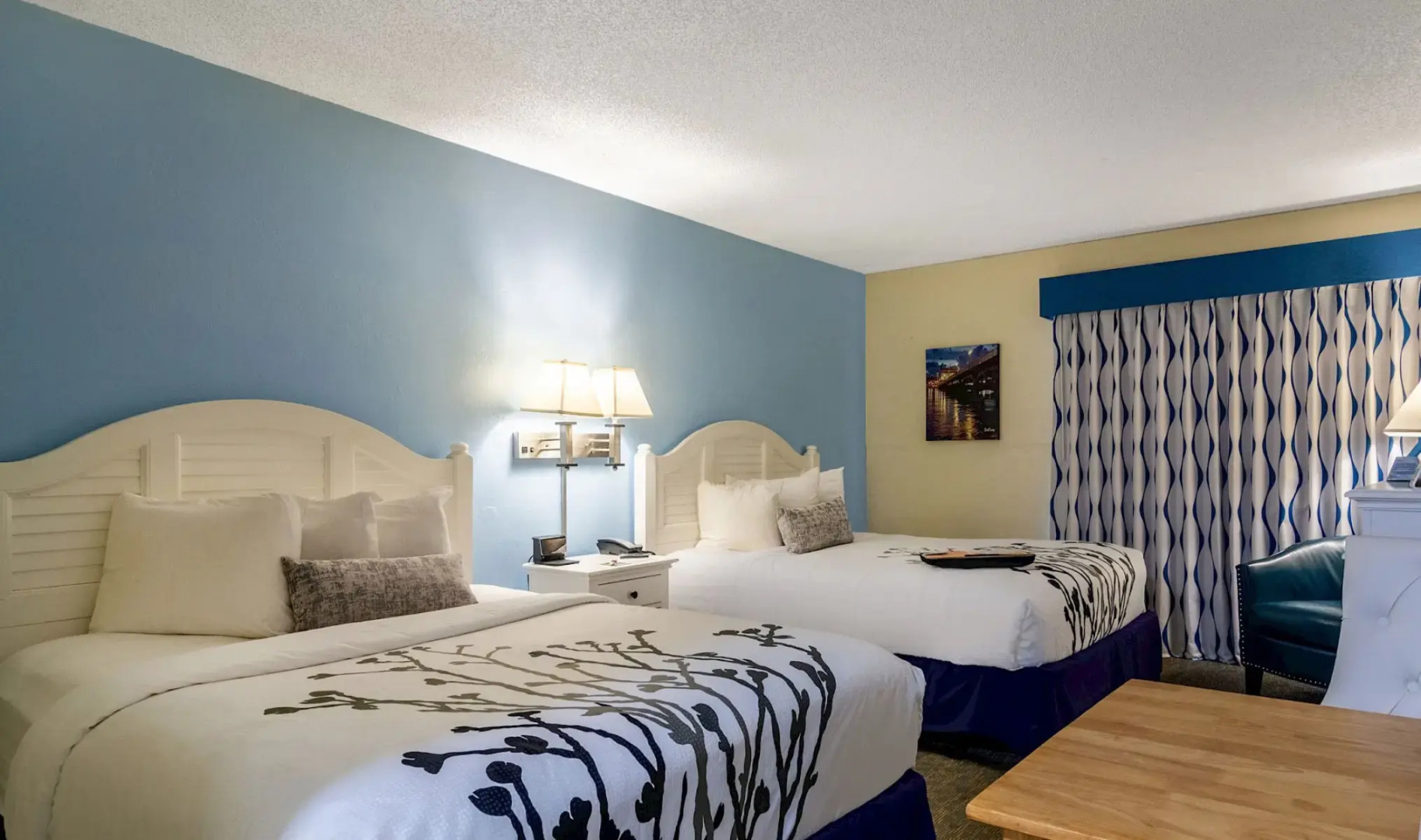 Ocean Sands Beach Boutique Inn - 1 Acre Private Beach