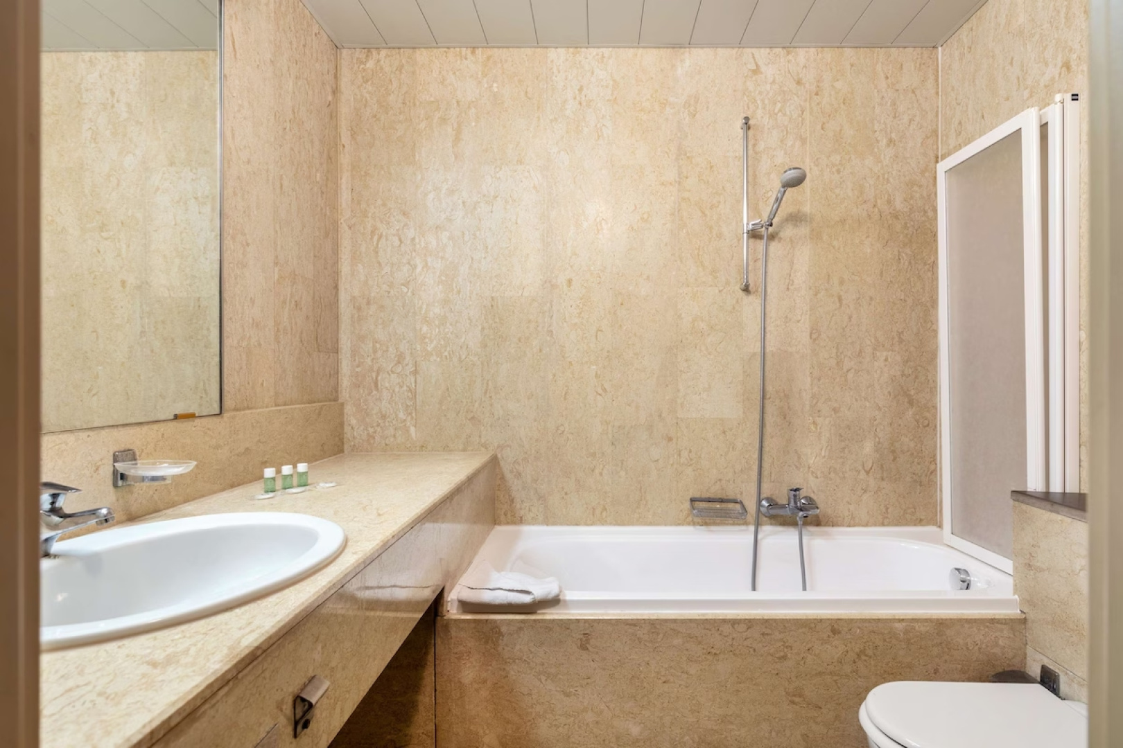 Отель B&B Milano Portello