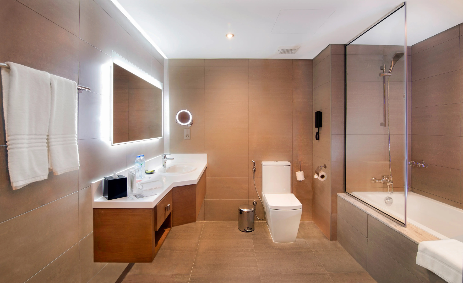 Отель Le Meridien Abu Dhabi