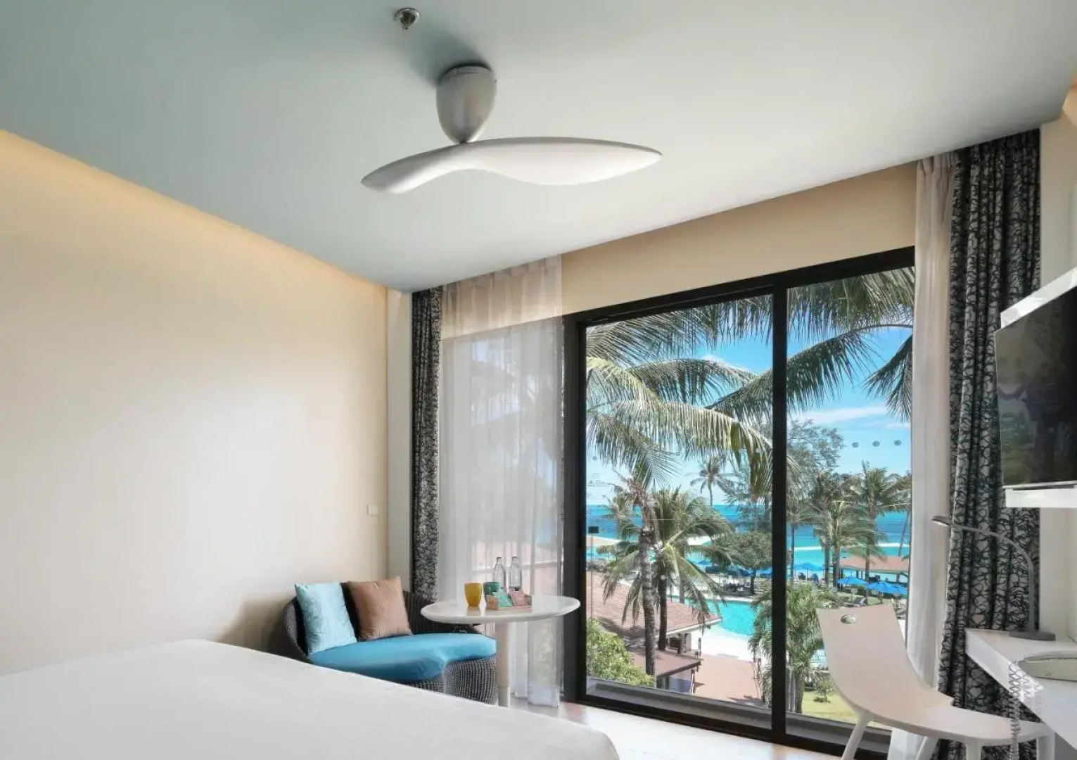 OZO Chaweng Samui