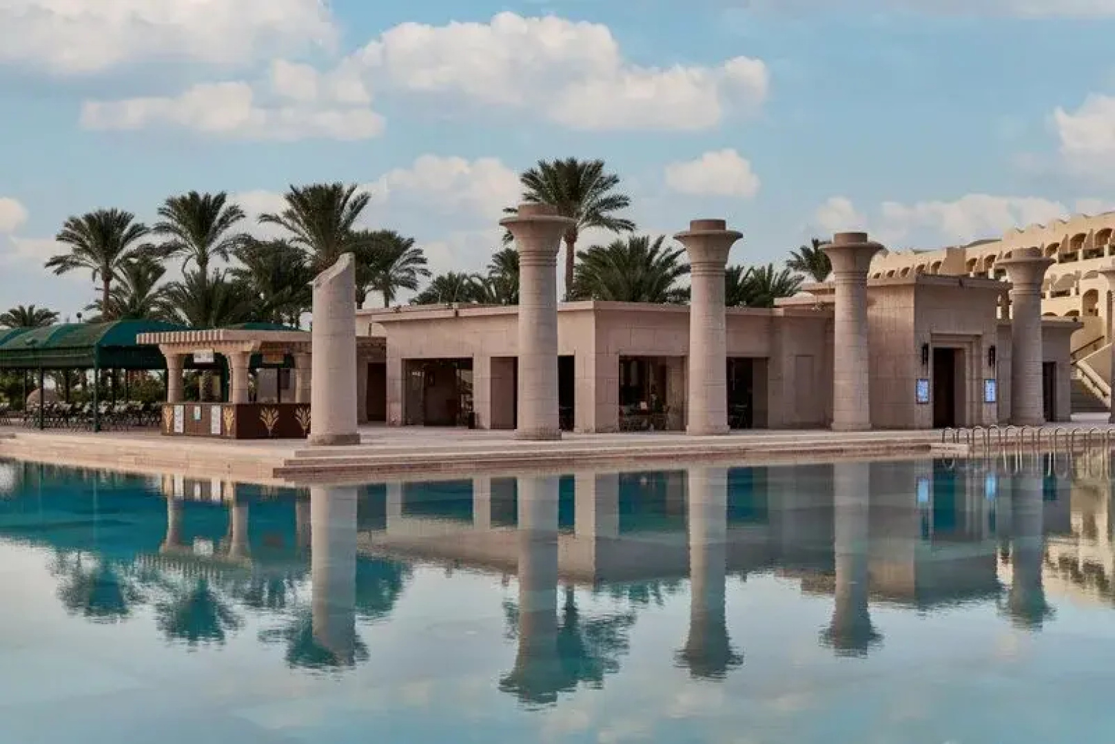 Mosaique Beach Resort