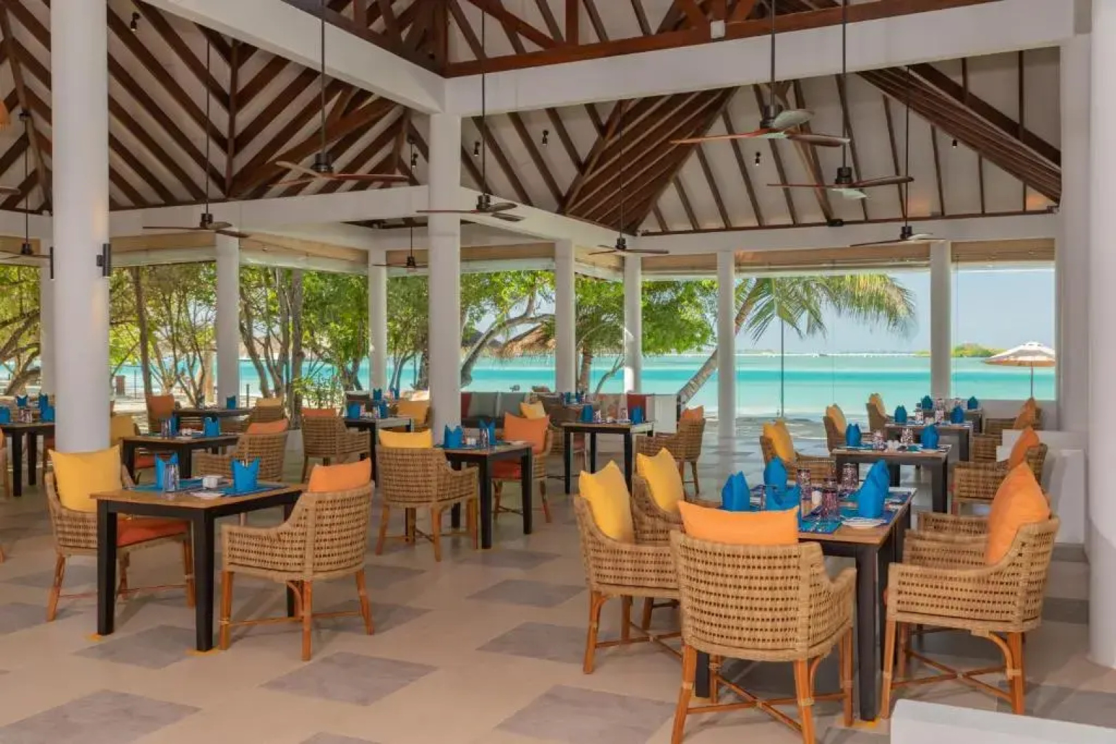 Курорт Cinnamon Dhonveli Maldives