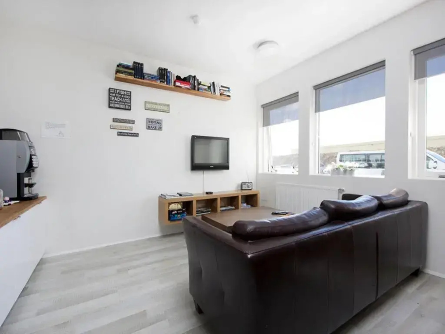 Kef Guesthouse by Keflavík airport