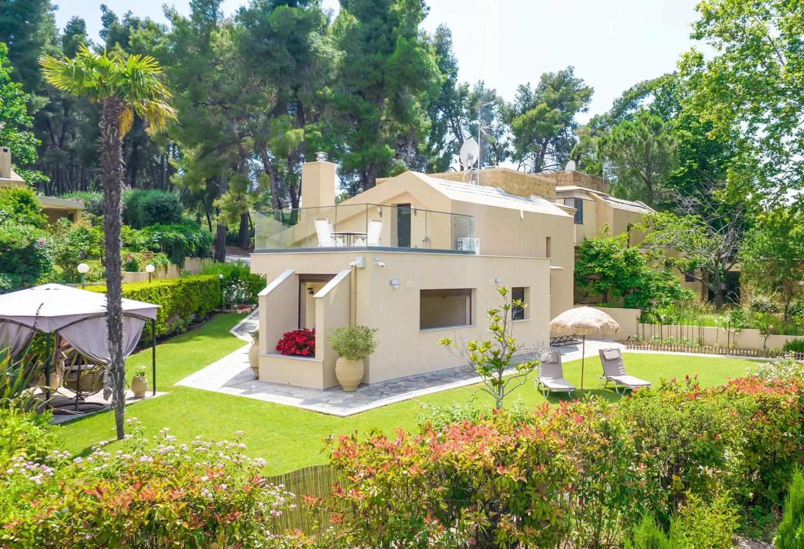 Sani Luxury Villas