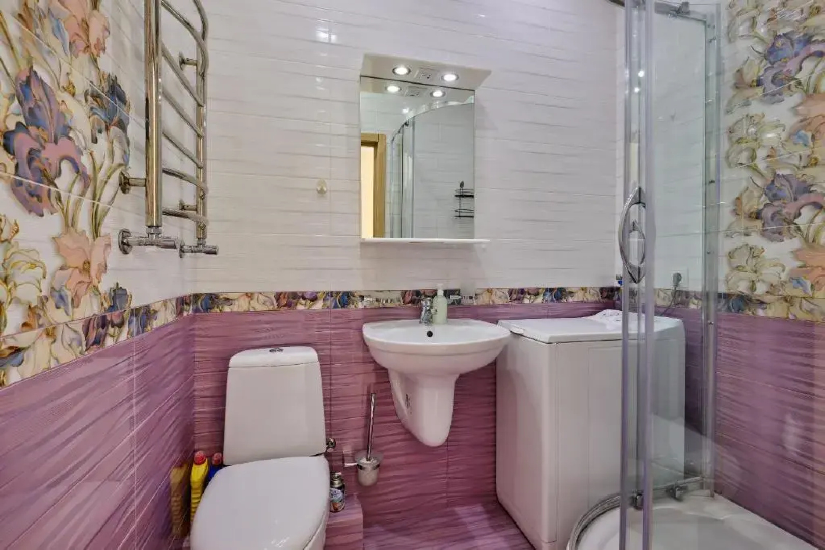 Lotos Apartments