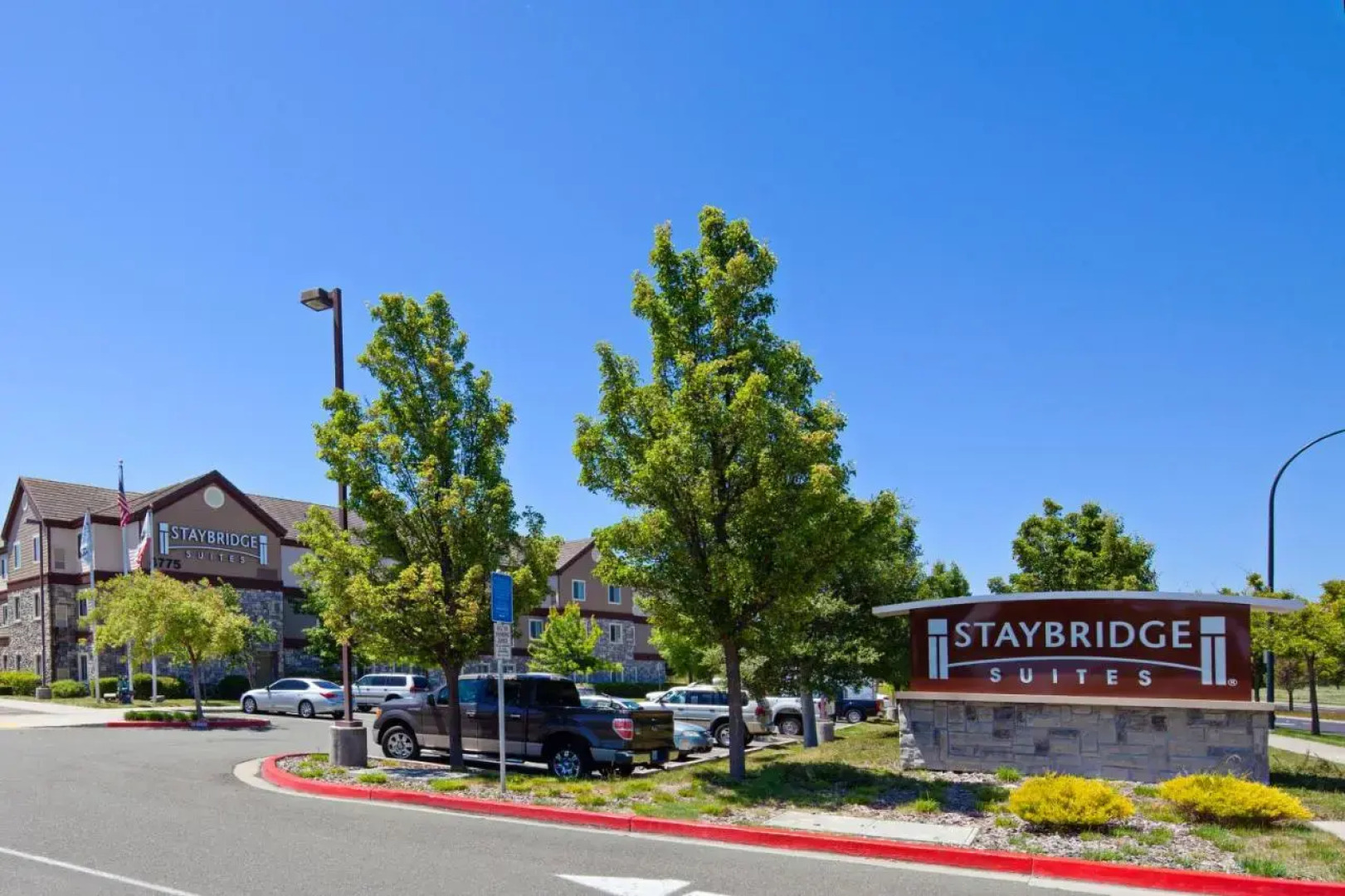 Staybridge Suites Fairfield Napa Valley Area by IHG