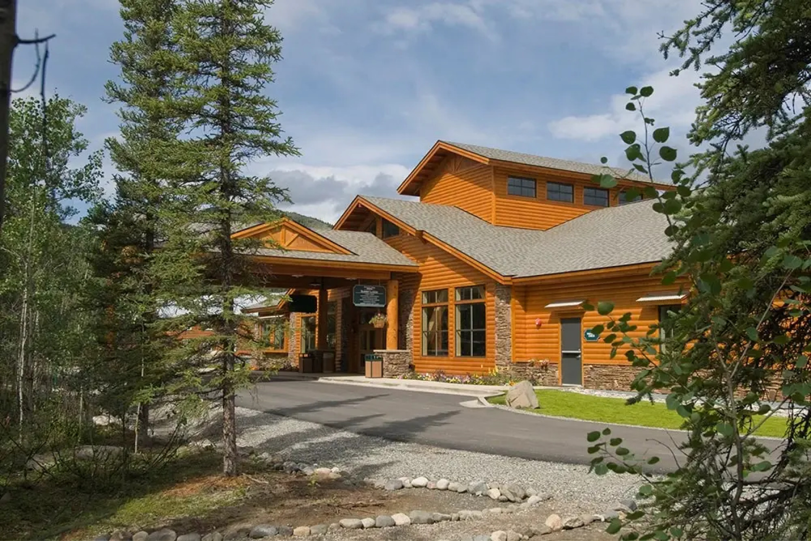 Denali Park Village