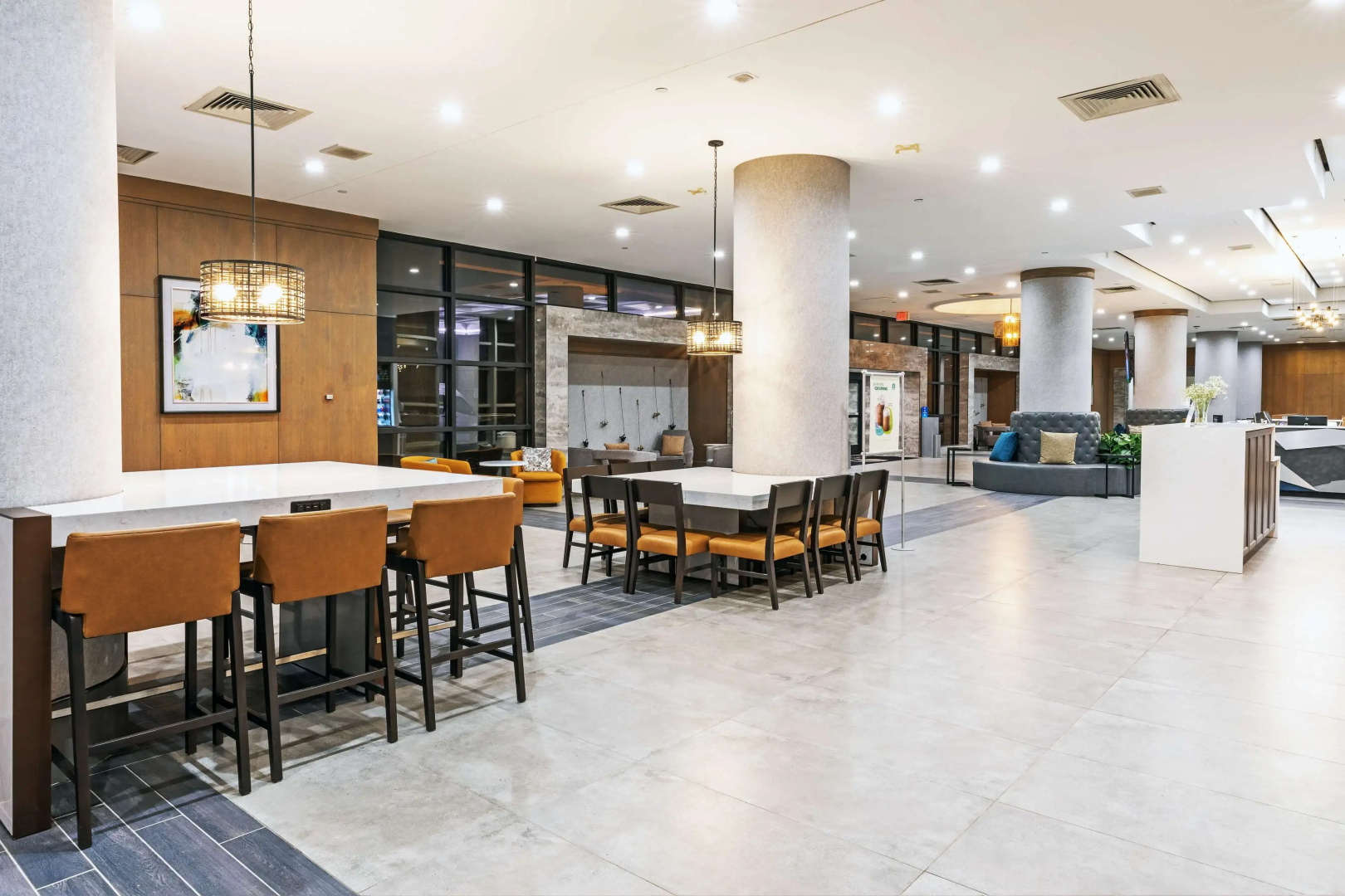 DoubleTree by Hilton Tulsa - Warren Place