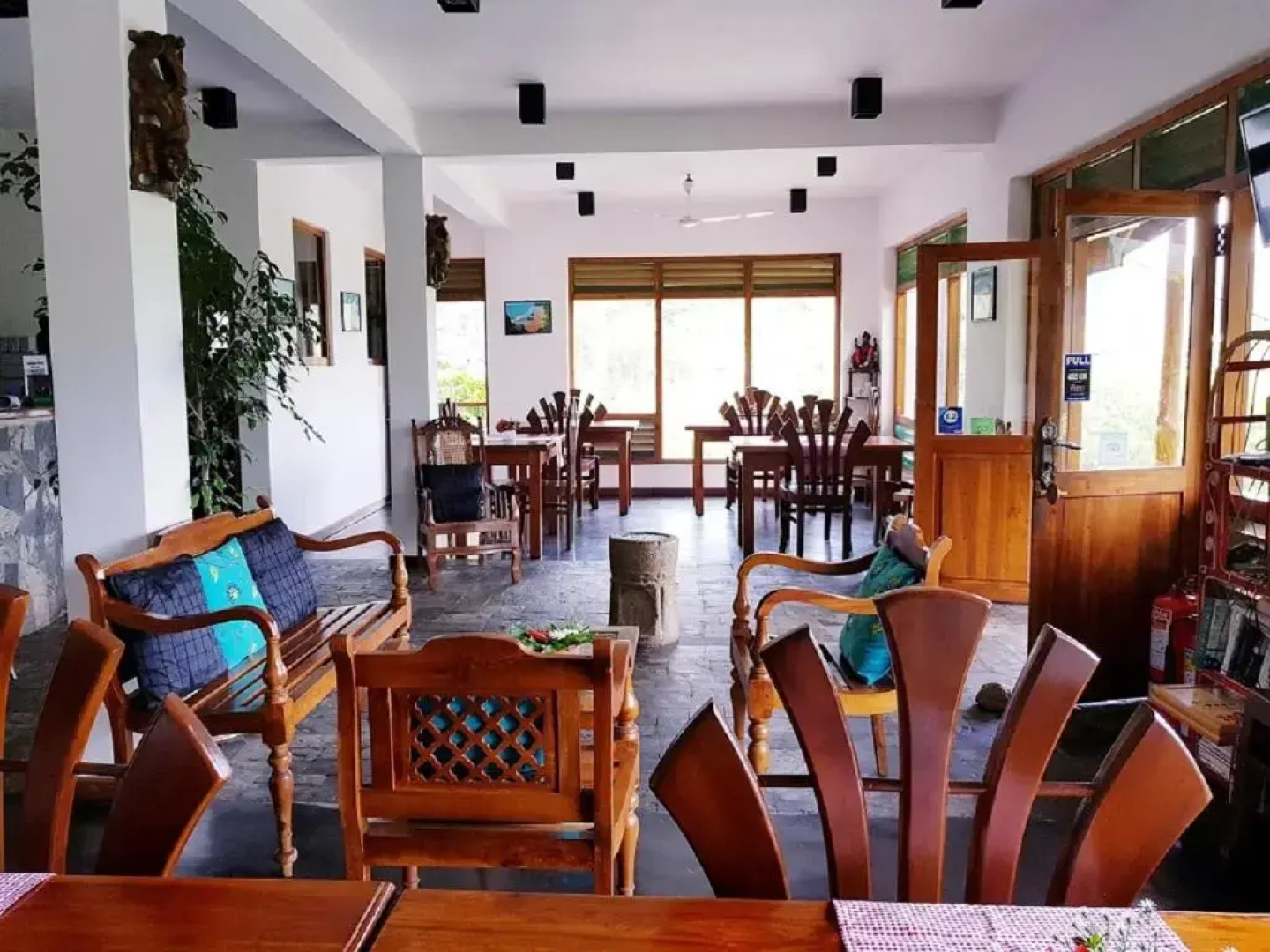 Lakshmis Hotel