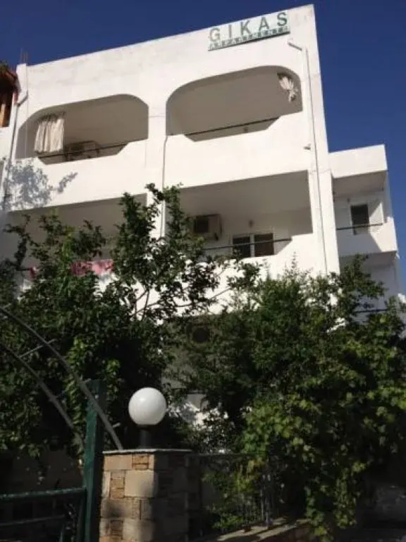 Gikas Apartments