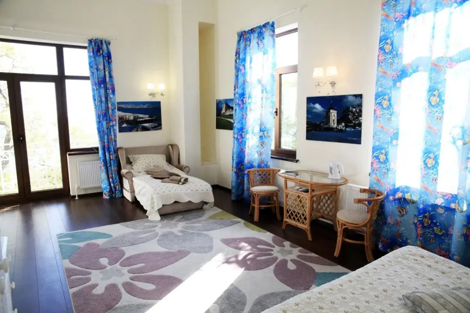 Spasskaya Bashnya Guest House