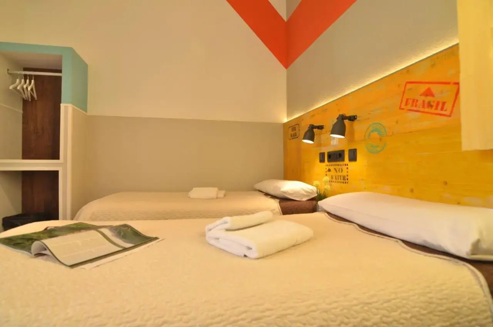 Хостел Far Home Atocha