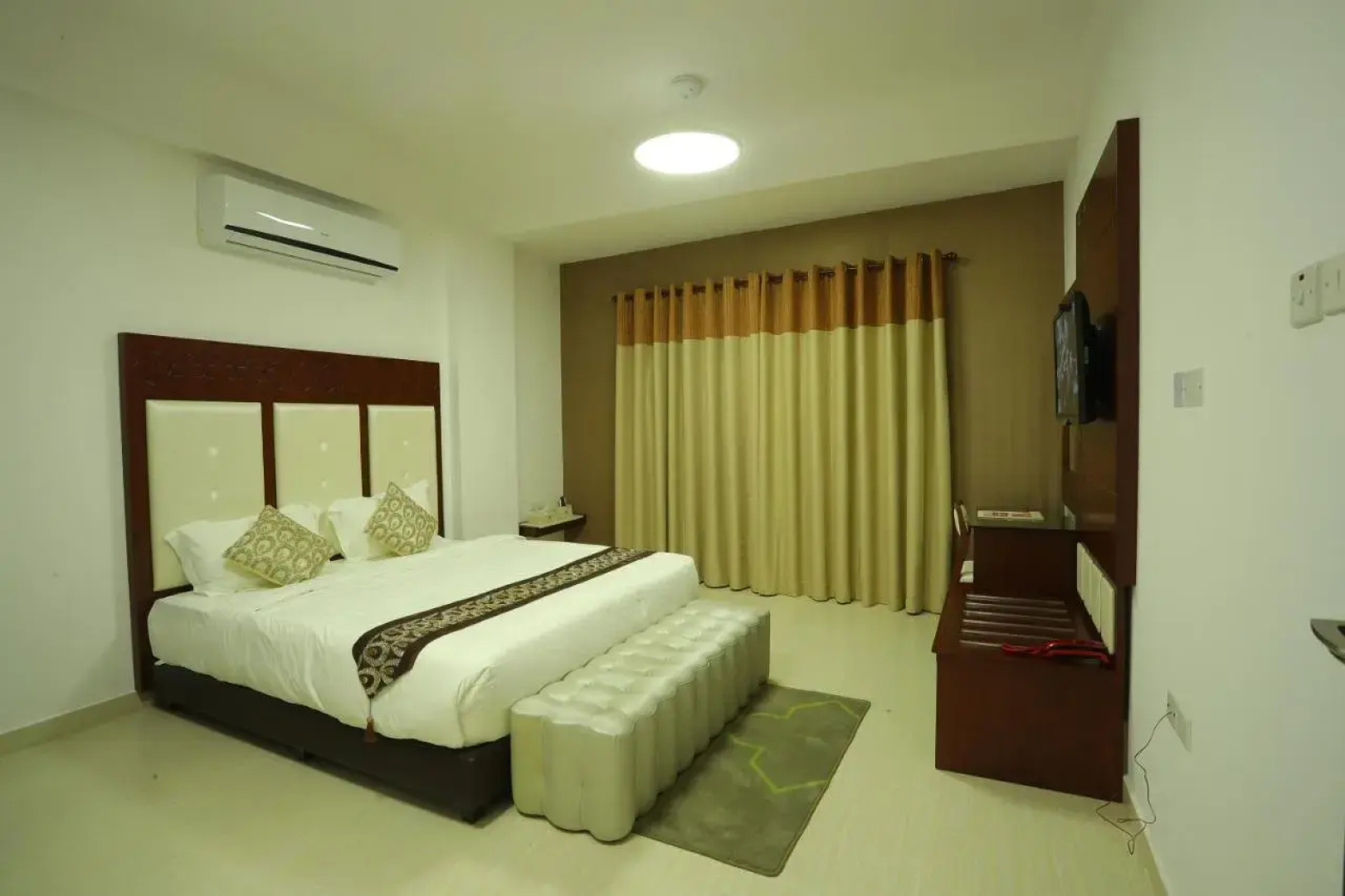 Zaki Hotel Apartment