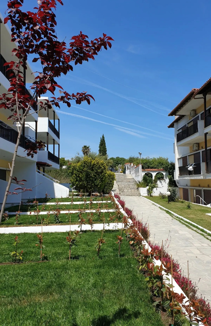 Ioli Village