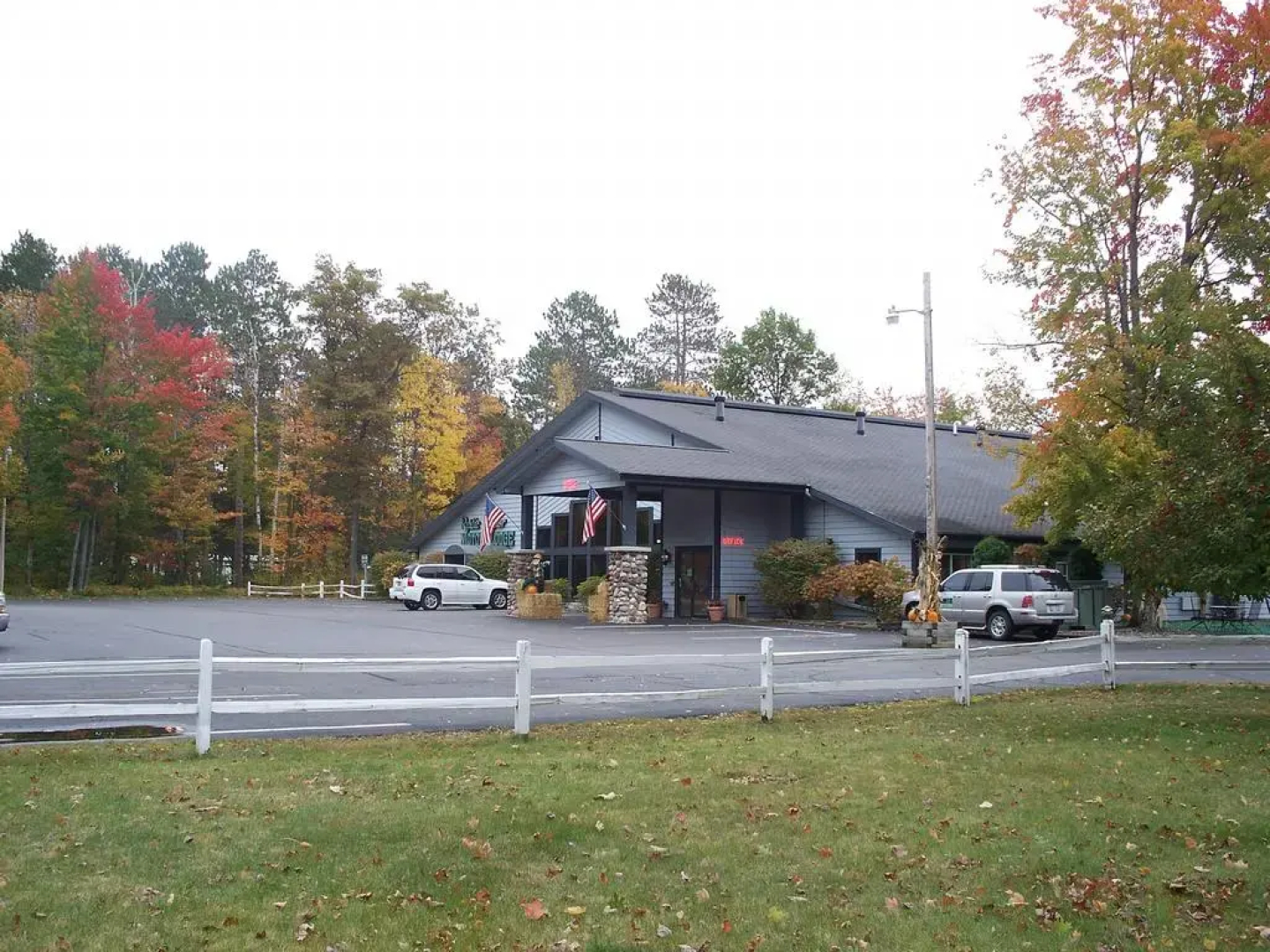 Rustic Manor Motor Lodge