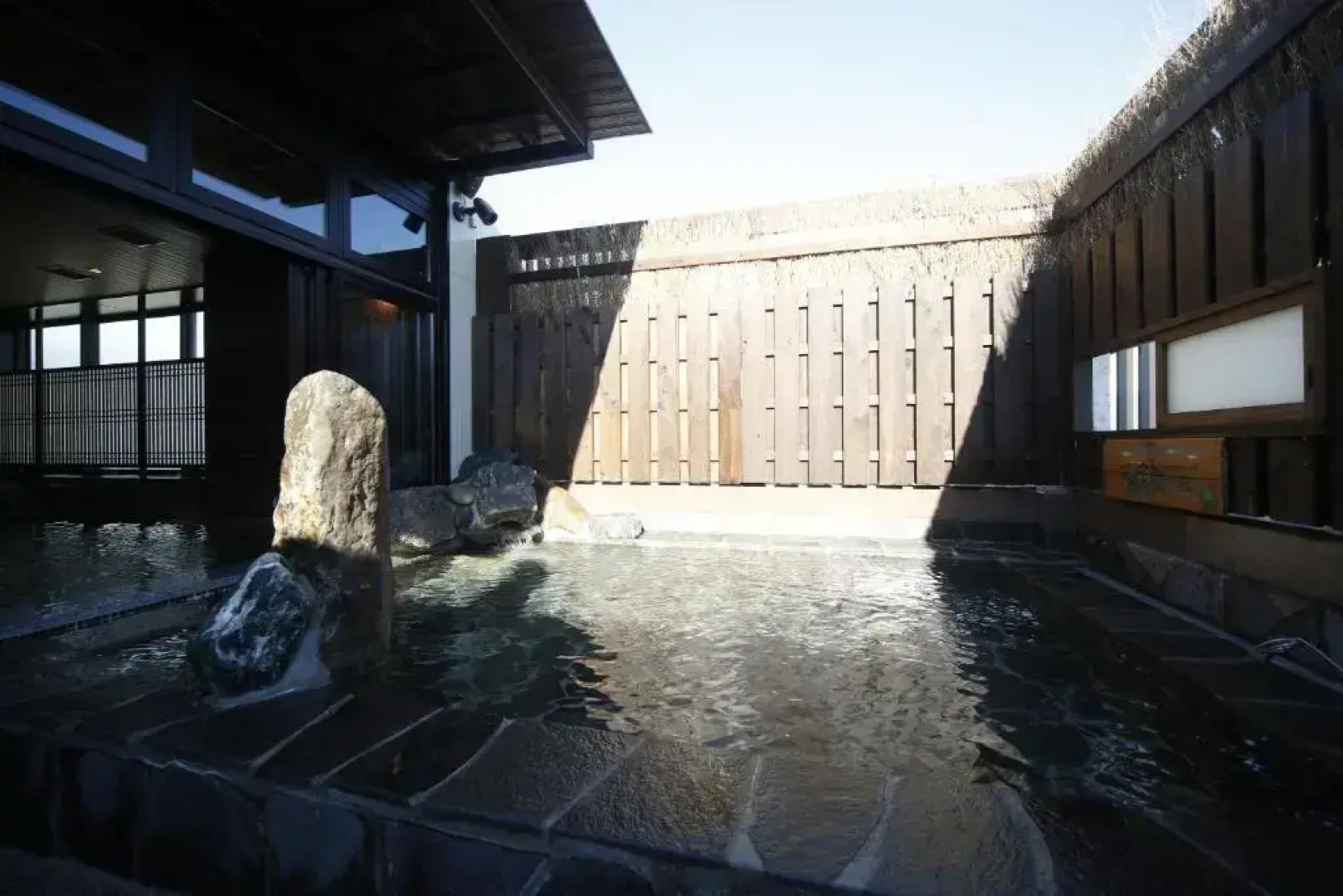 Отель Dormy Inn Kofu Marunouchi