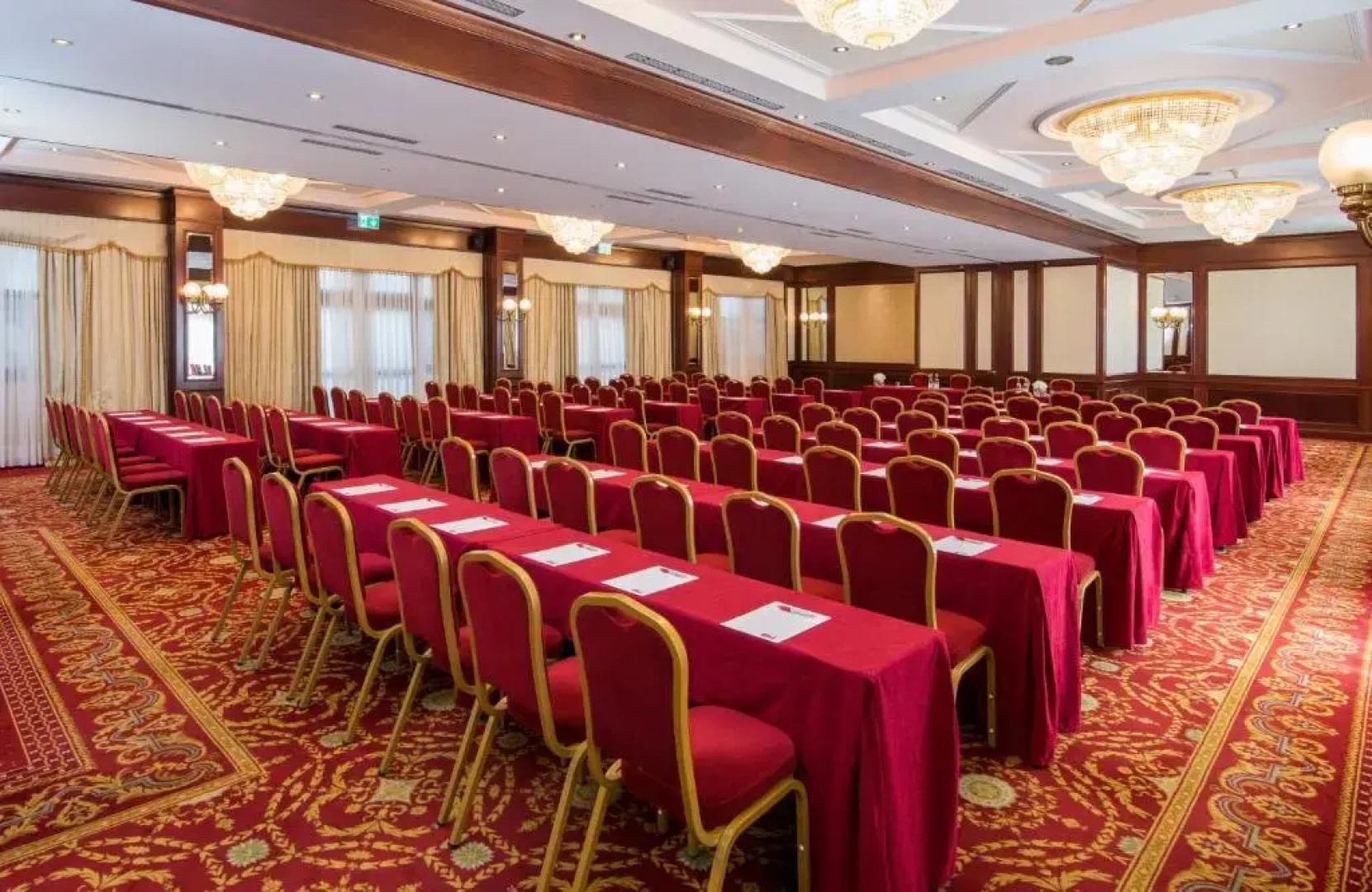 Отель Leonardo Hotel Milan City Center