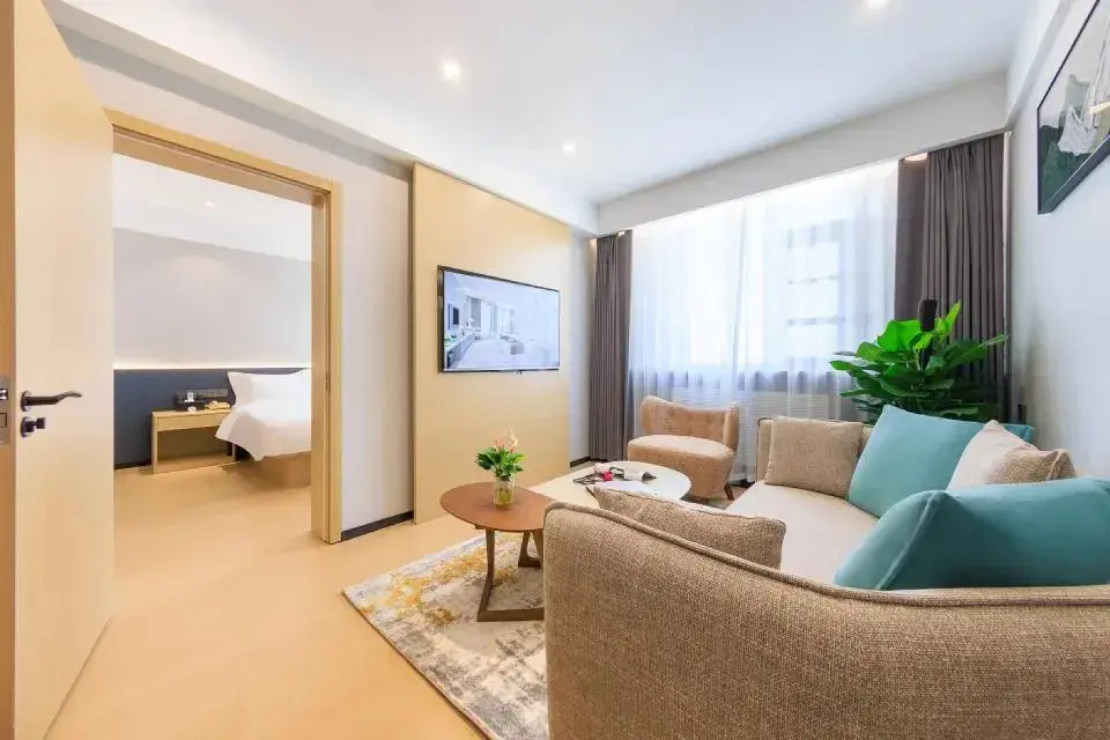 Capital Airport International Hotel