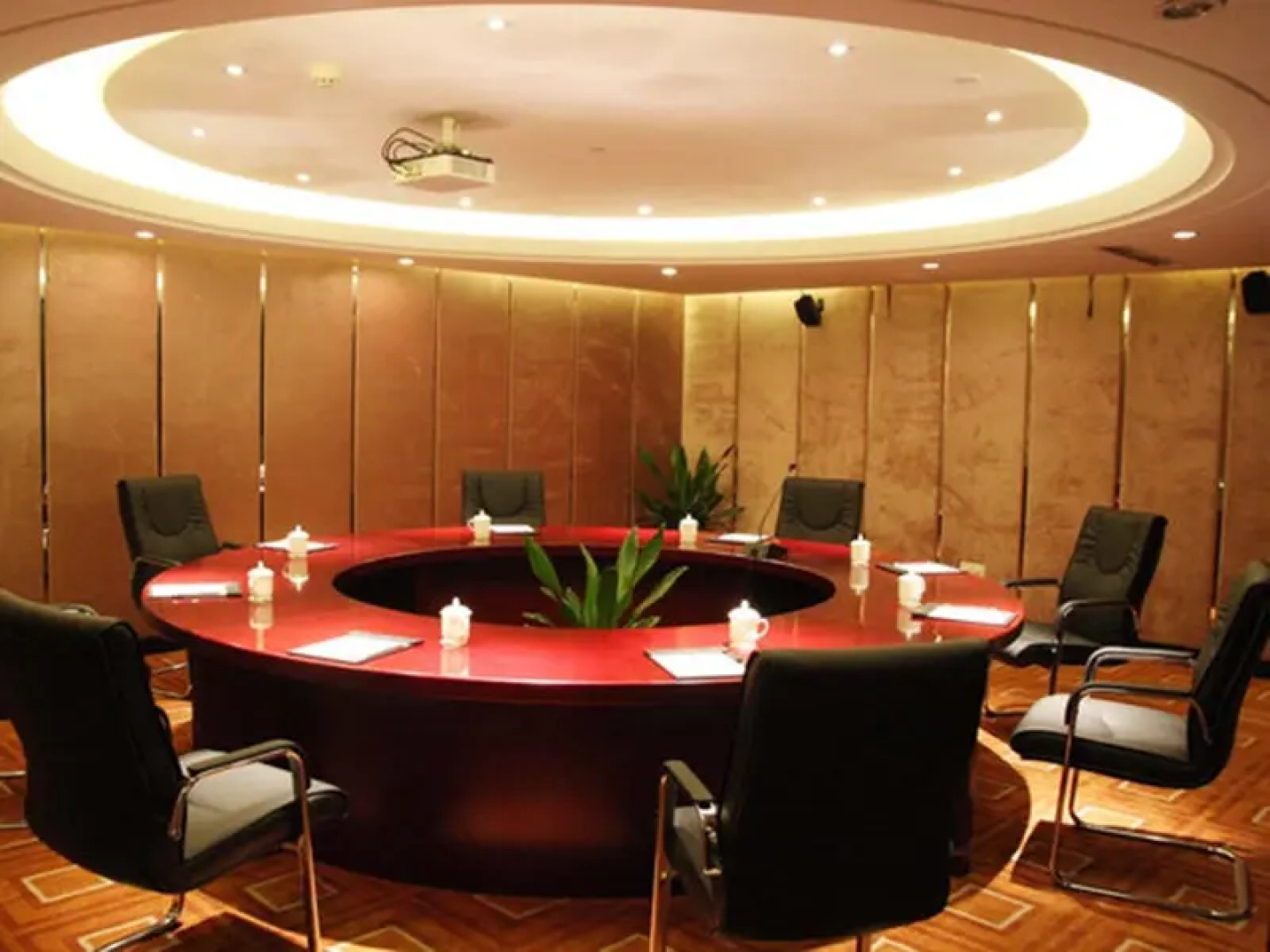 Metropark Longhua Hotel