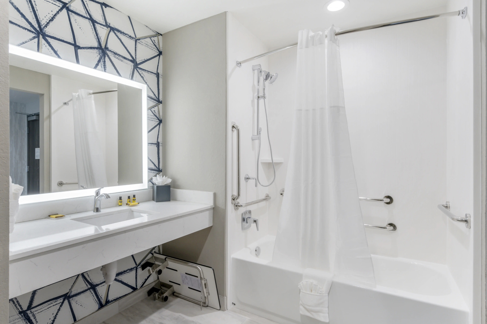 Best Western Plus Winter Haven Inn & Suites
