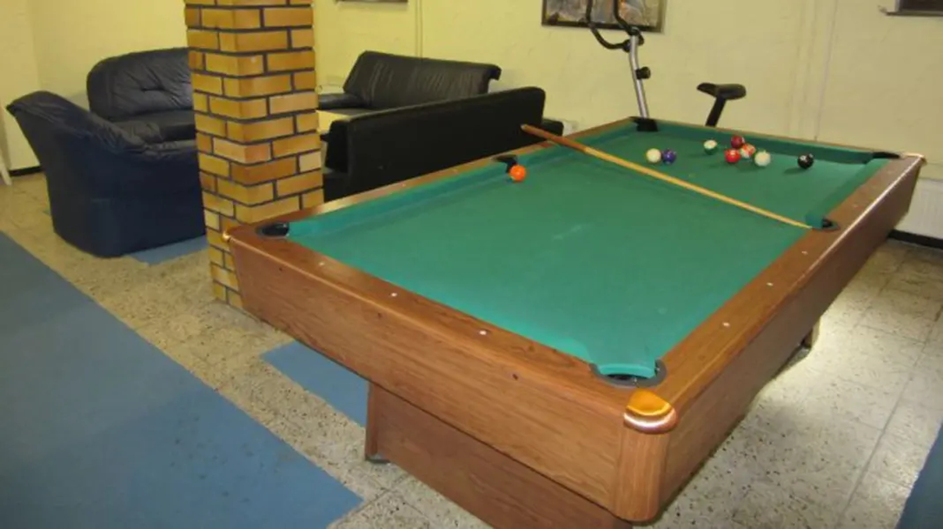 Elim Hotel