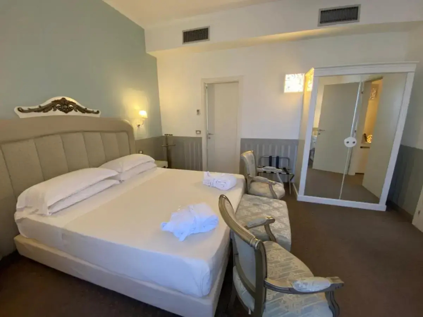 JR Hotels Oriente Bari