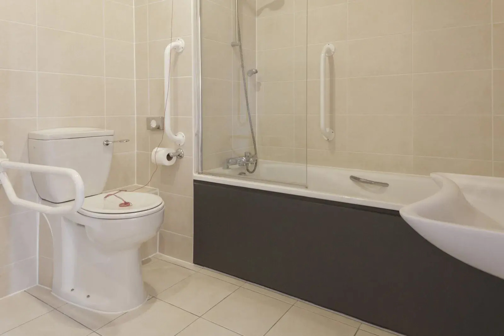 Отель The Cambridge Belfry