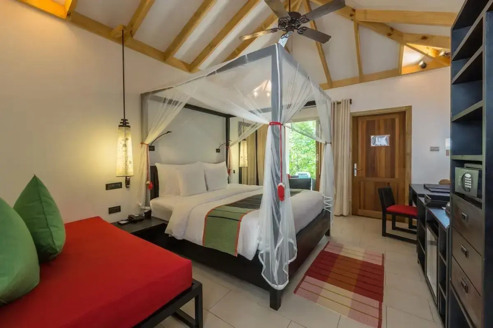 Курортный спа-отель Vilamendhoo Island