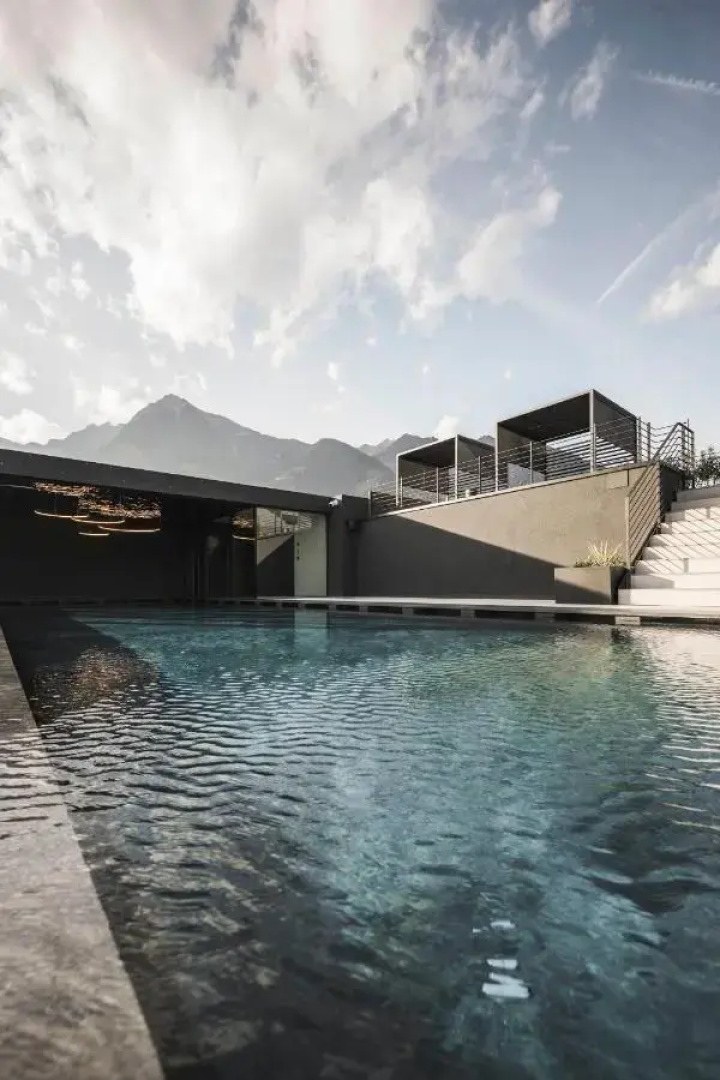 SomVita Suites