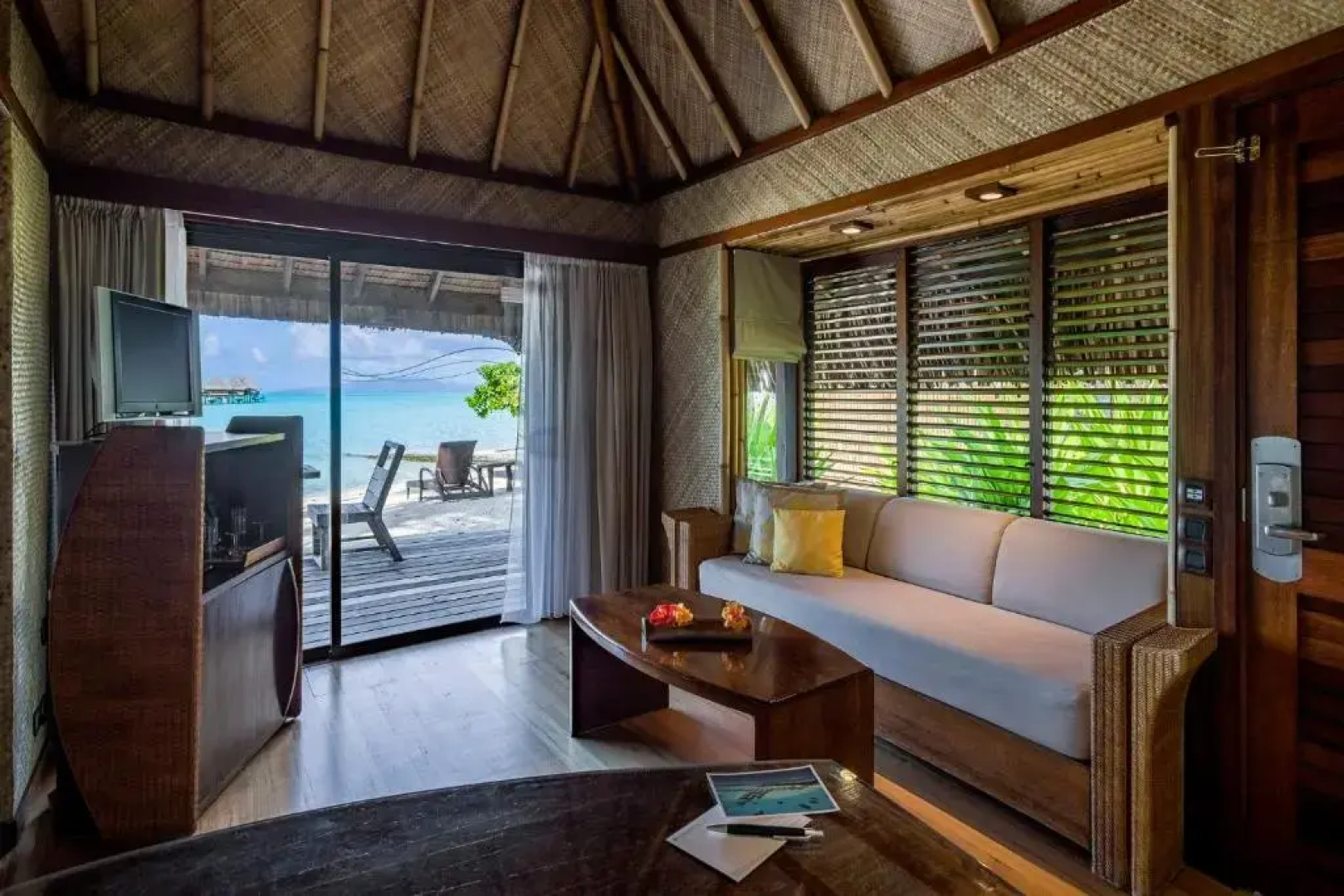 InterContinental Bora Bora Le Moana Resort