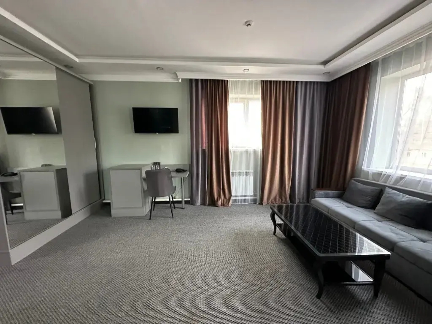 Faeton Hotel