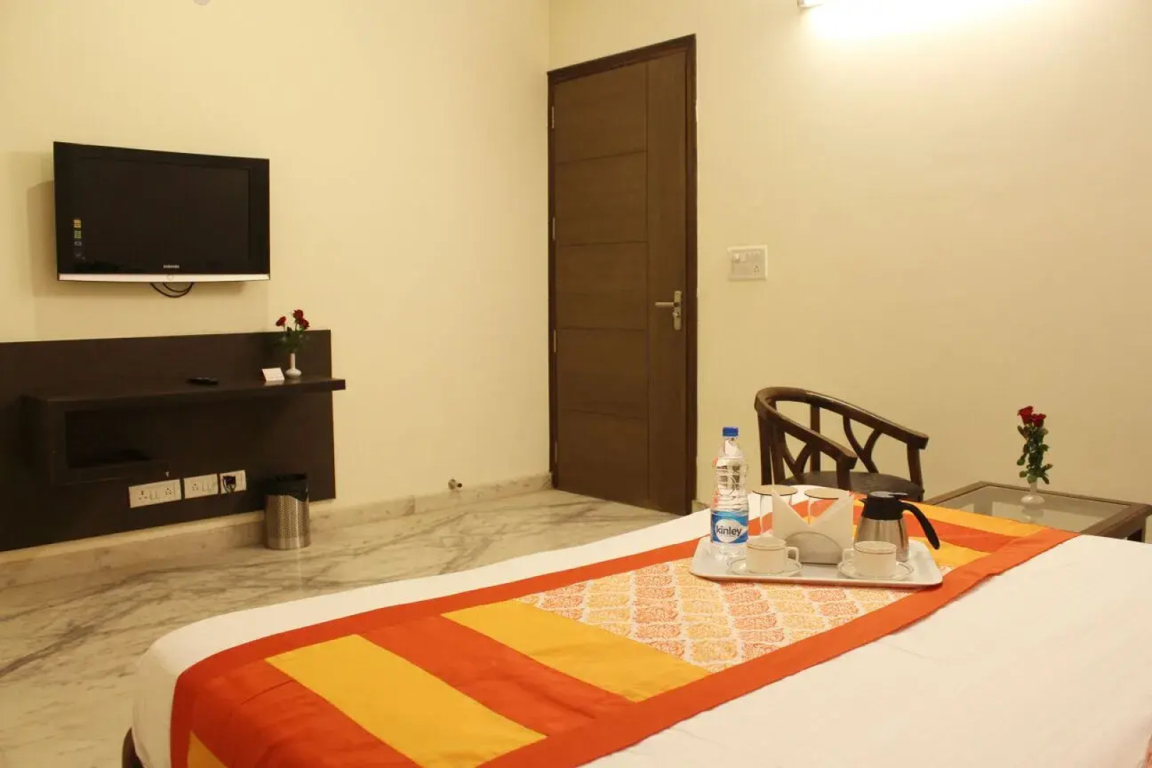 Itsy Hotels Swastika Inn Sector 26