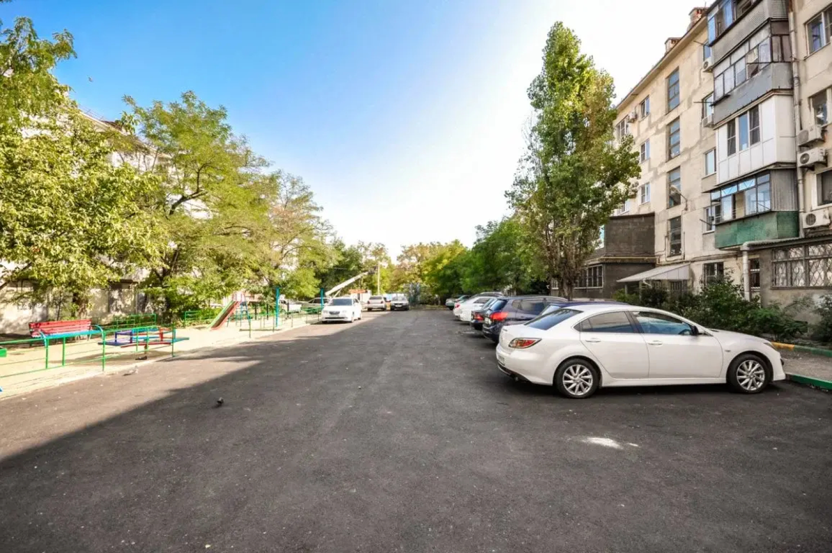 Na Prospekte Lenina Apartments