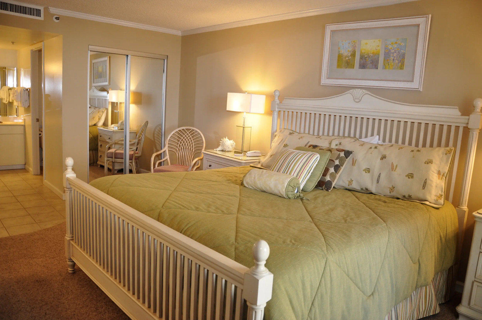 South Hampton - 2 BR Condo Oceanview - STP 1756